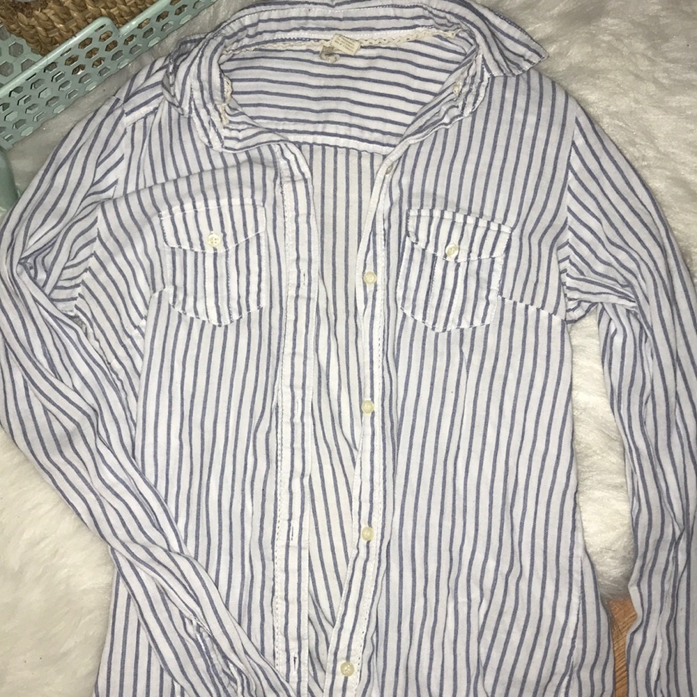 Women’s button down top